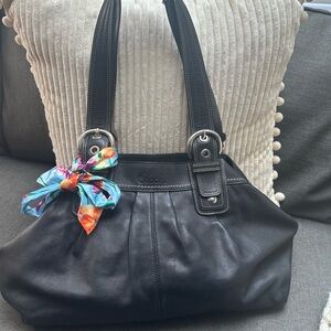 Coach F13733 handbag and twilly with unbranded wallet